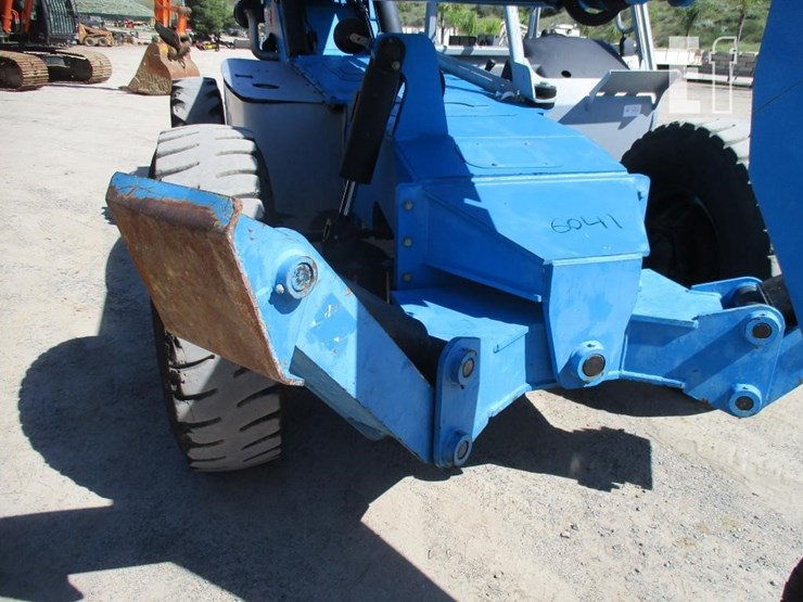 2007-genie-gth1056-image-15