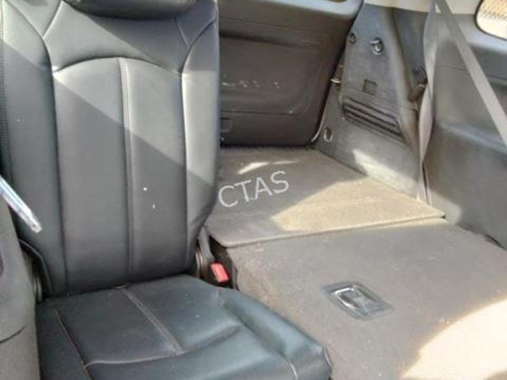 2012-gmc-acadia-image-9