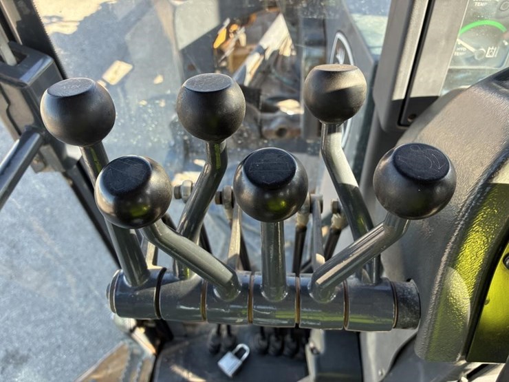 2008-deere-772d-image-16