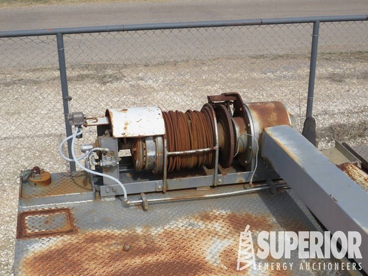 2011-international-7400-image-7