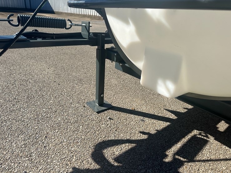 #32796-•-**unused-bowman-agmate-41'-300-gallon-3pt-sprayer-image-20