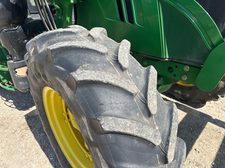 john-deere-6110r-image-22