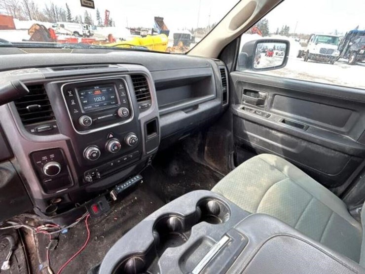 2014-ram-2500-hd-image-22