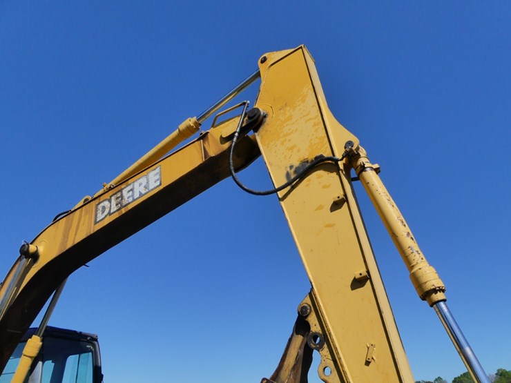 2006-deere-160c-lc-image-7