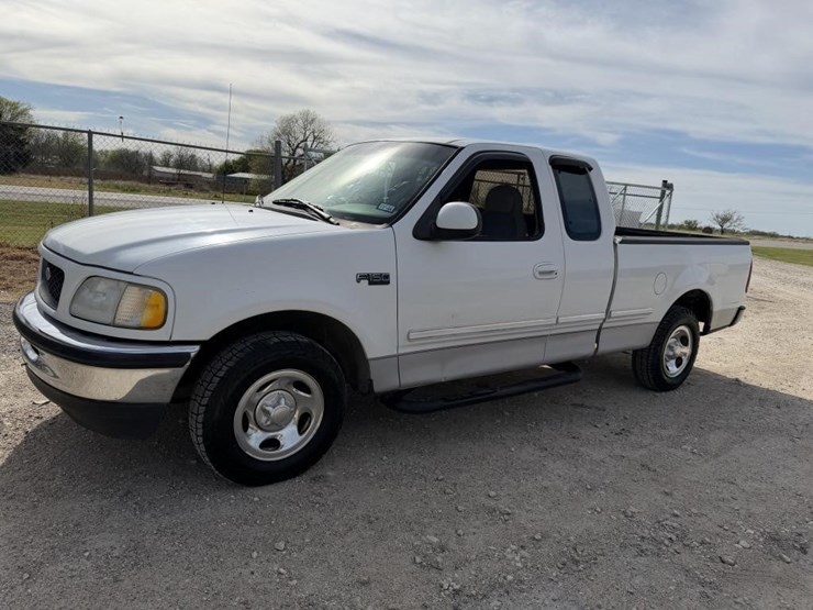 1997-ford-f150-image-1