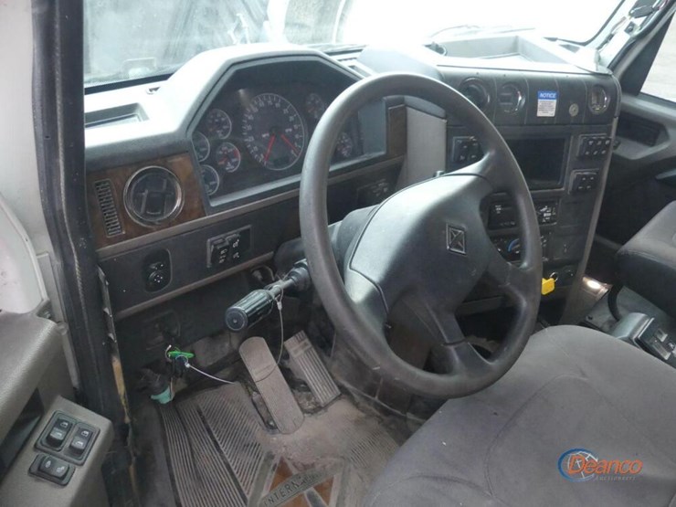 2019-international-hx615-image-18