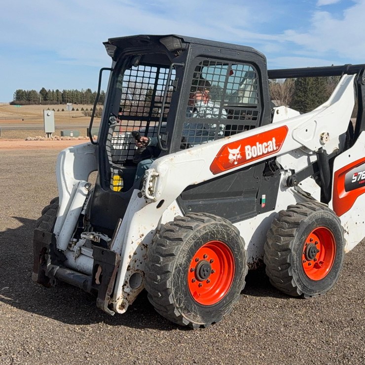 2021 BOBCAT S76