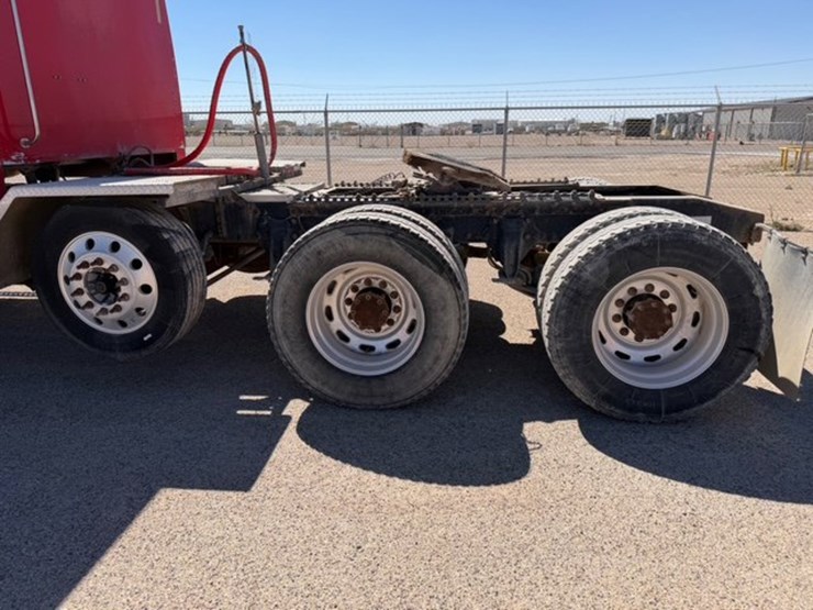 2007-western-star-4900-image-8