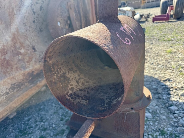 bush-hog-2215-image-30