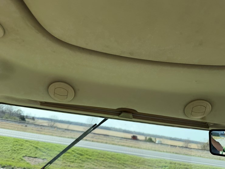 john-deere-8320rt-image-80