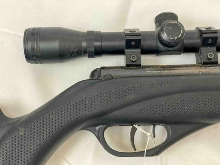 crosman-air-rifle-image-4