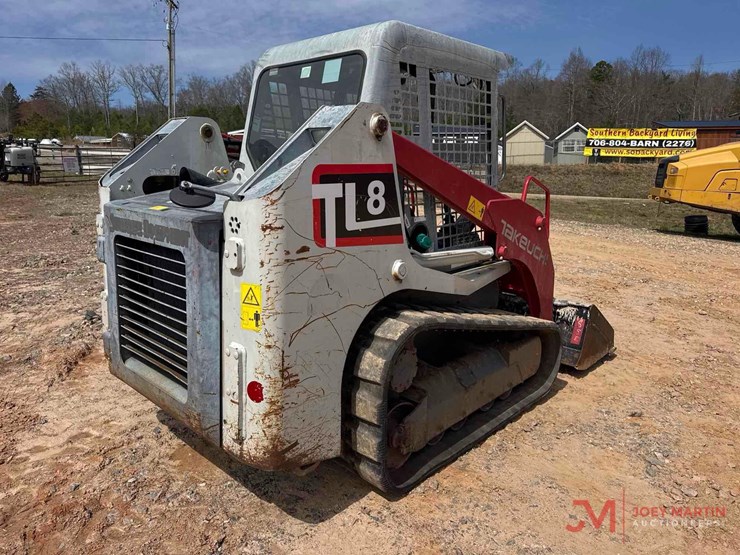 2019-takeuchi-tl8-image-2