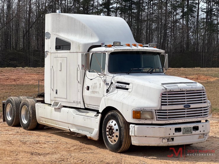 1995-ford-tractor-image-1