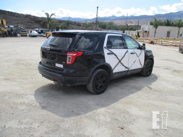 2014-ford-explorer-image-3