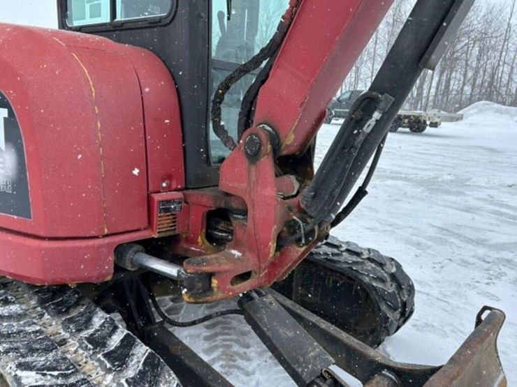 2016-caterpillar-305e-cr-image-27