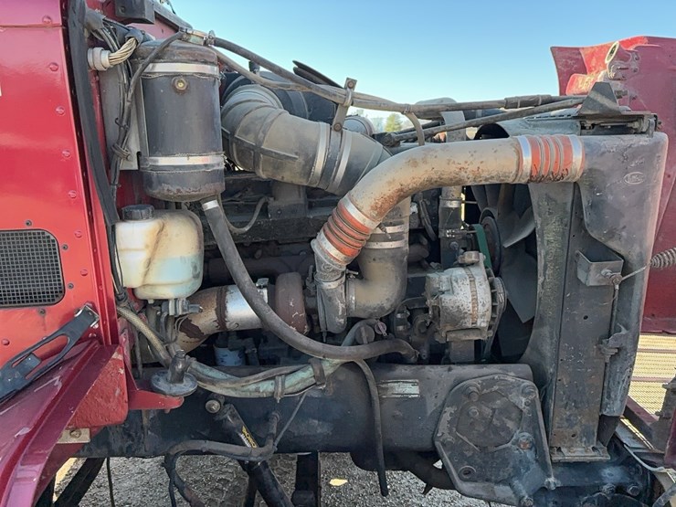 1996-peterbilt-385-image-21