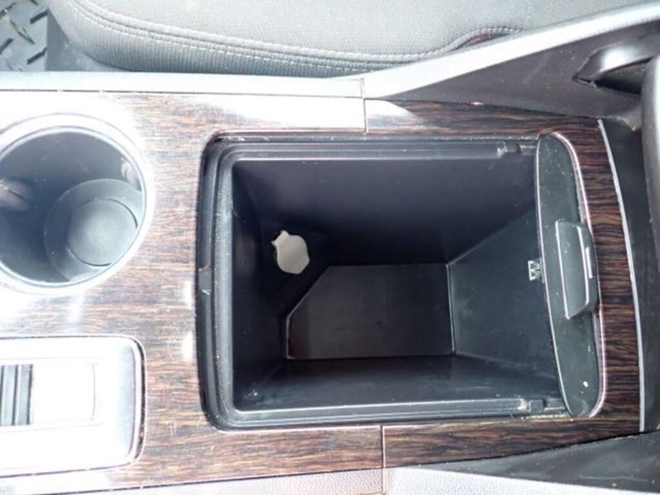 2015-chevrolet-traverse-image-29