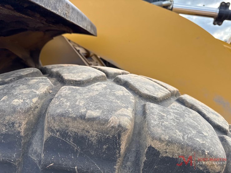 2021-caterpillar-950gc-image-14