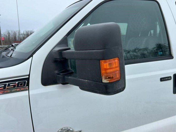 2011-ford-f350-image-76