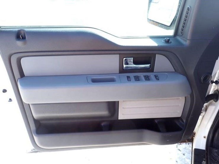 2013-ford-f150-xlt-image-13