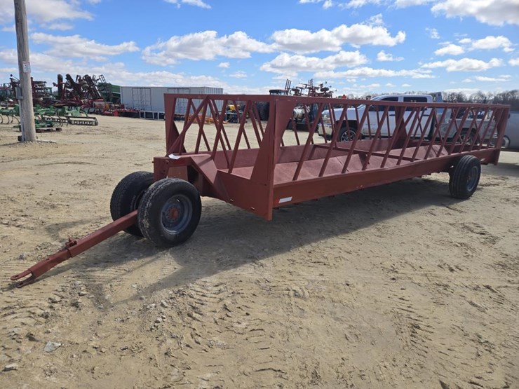 #226-•-portable-hay-feed-wagon-image-1