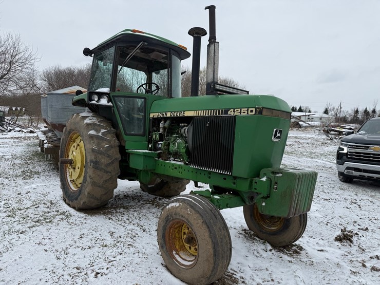 john-deere-4250-image-5