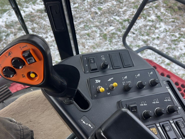 2008-case-ih-2577-image-65