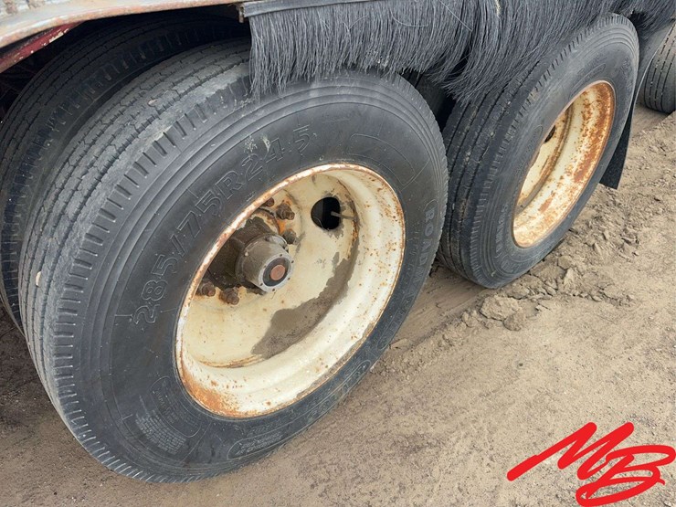 utility-24'-x-96"-image-7