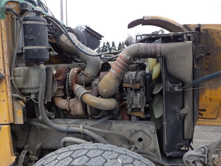 2007-peterbilt-357-image-36