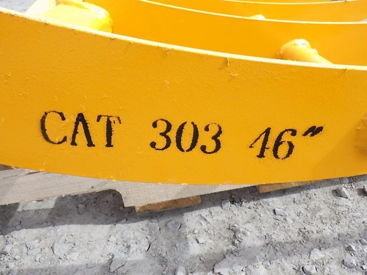 caterpillar-303-image-5