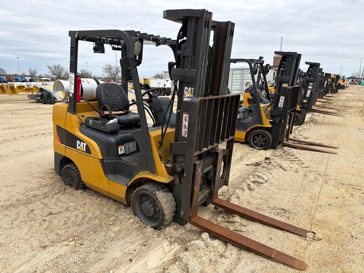 2021-caterpillar-2c6000-image-4