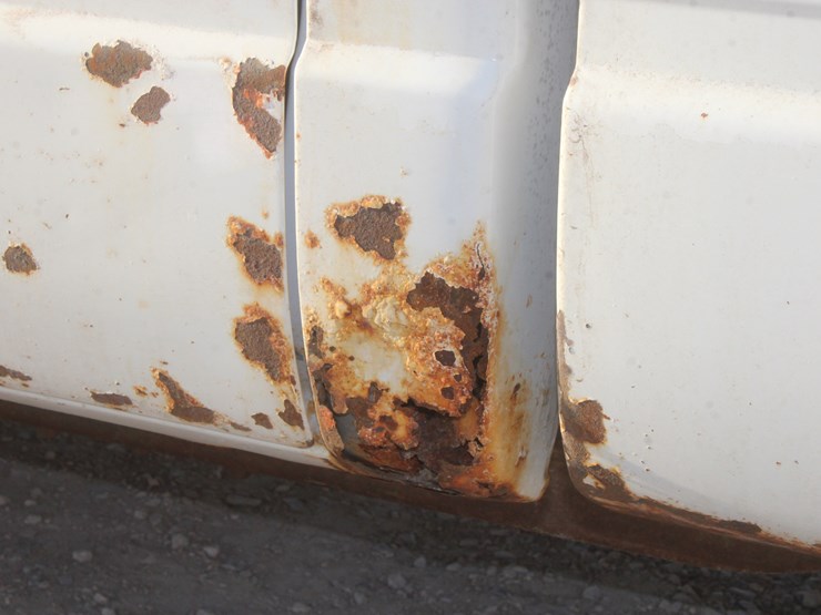 #3038-•-1992-gmc-seirra-single-cab-pickup-image-24