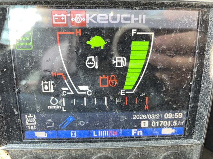 2021-takeuchi-tl8r2-image-16