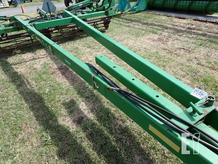 john-deere-200-image-4