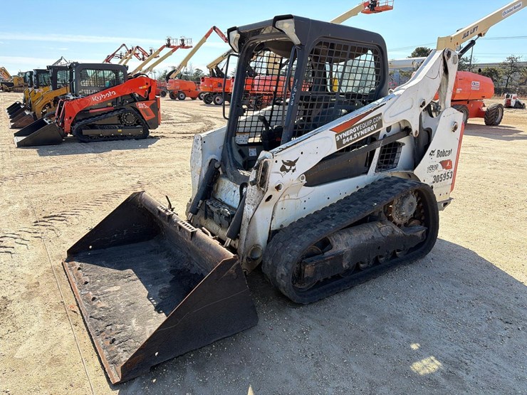 2019-bobcat-t590-image-2