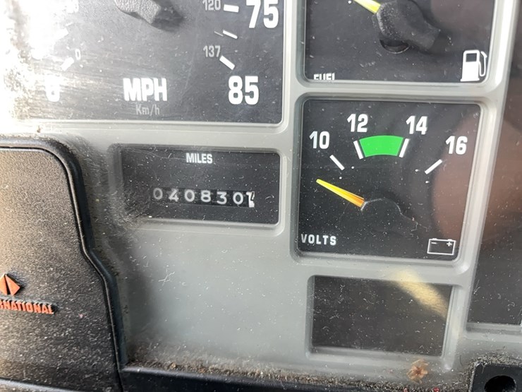 international-4700-image-12