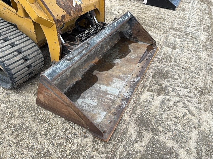 2019-caterpillar-279d-image-11