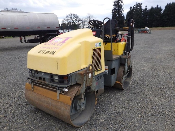 2010-wacker-neuson-rd27-120-image-1