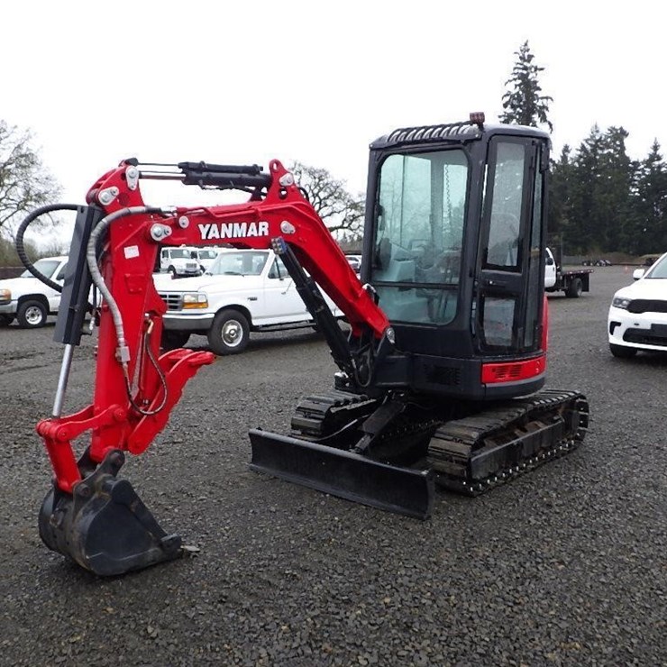 2013 YANMAR VIO35-5B