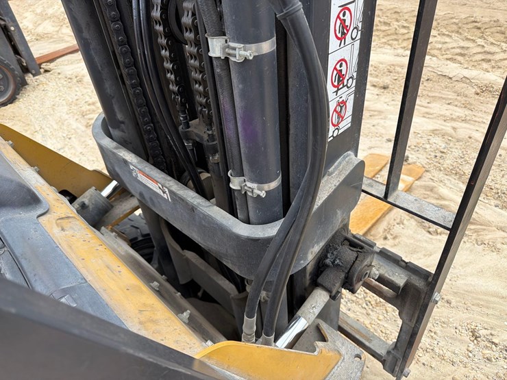 2021-caterpillar-2c6000-image-6