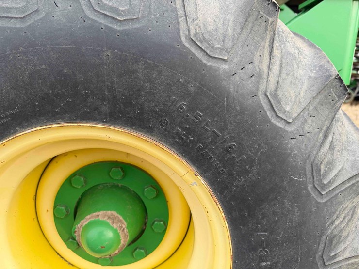 john-deere-1910-image-33