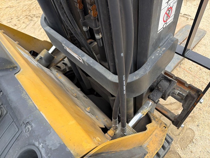 2021-caterpillar-2c6000-image-5