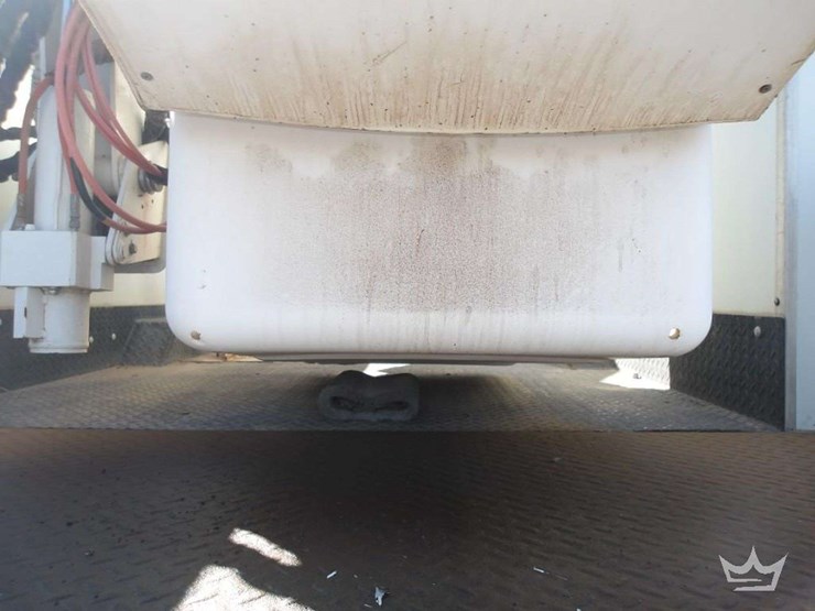 2011-international-durastar-4300-image-12