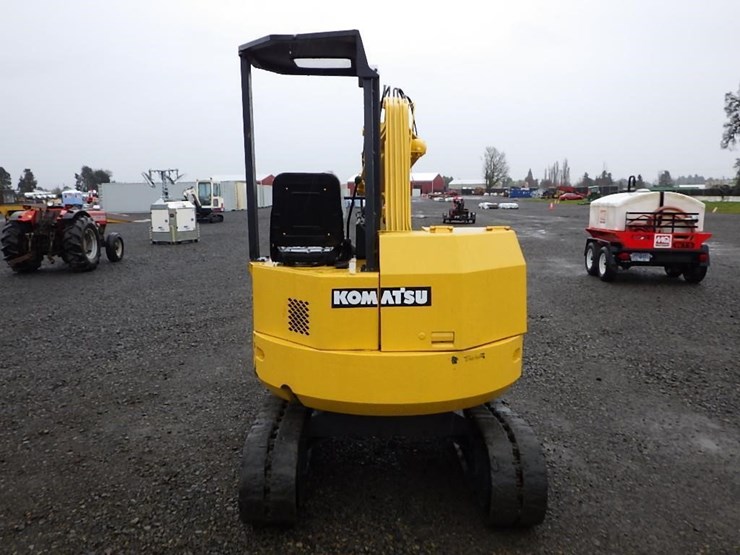 komatsu-pc28uu-image-5