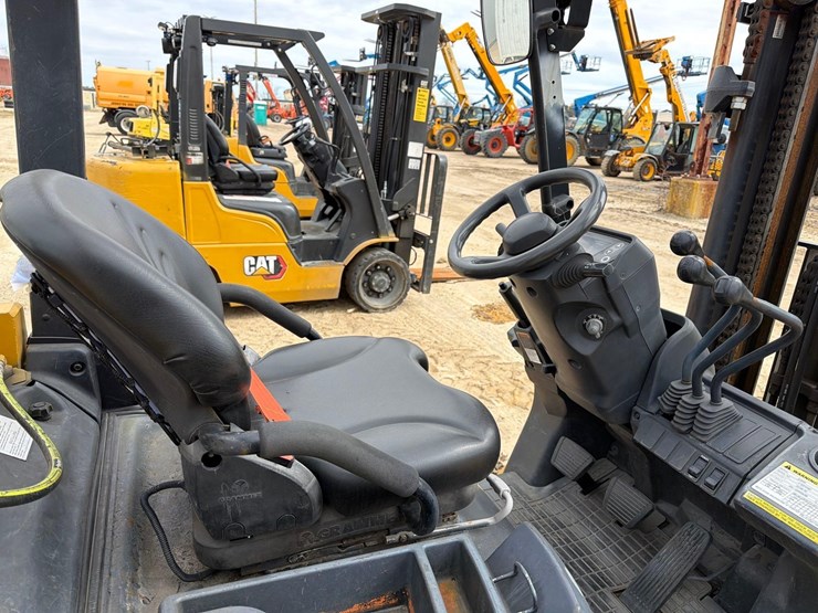 2021-caterpillar-2c6000-image-9