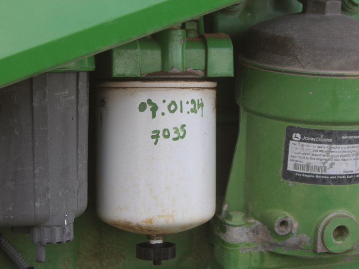2009-john-deere-8330-image-73
