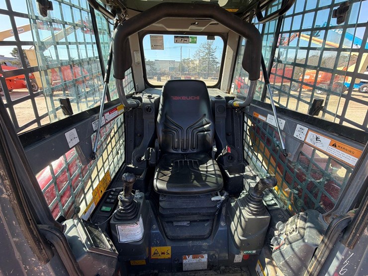 takeuchi-tl8r2-image-17