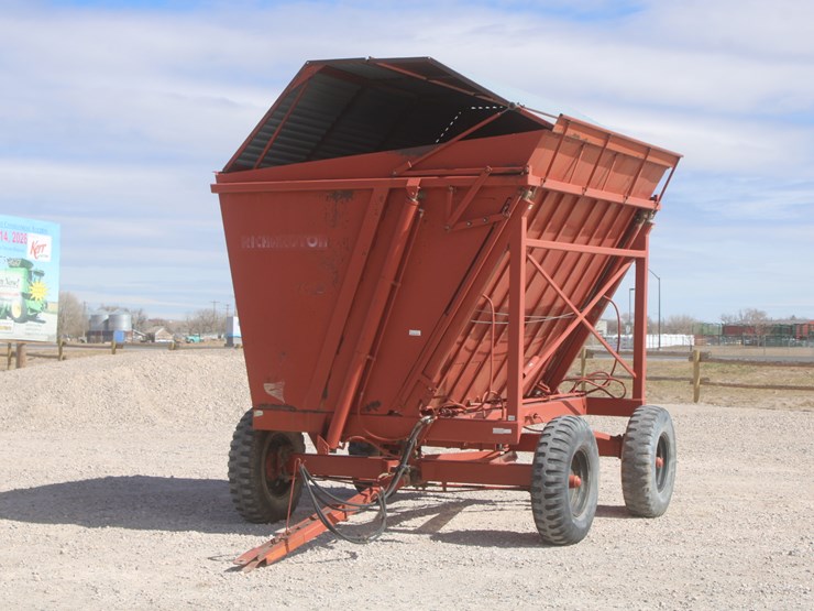 700-richardton-700-image-43