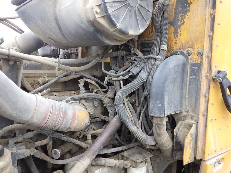 2006-peterbilt-357-image-42