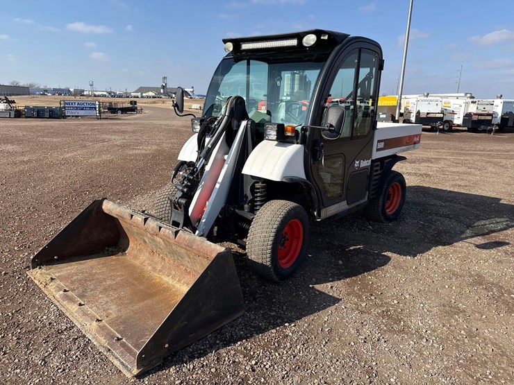 2007-bobcat-5600-toolcat-image-1